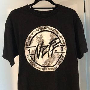 Neff pineapple tee